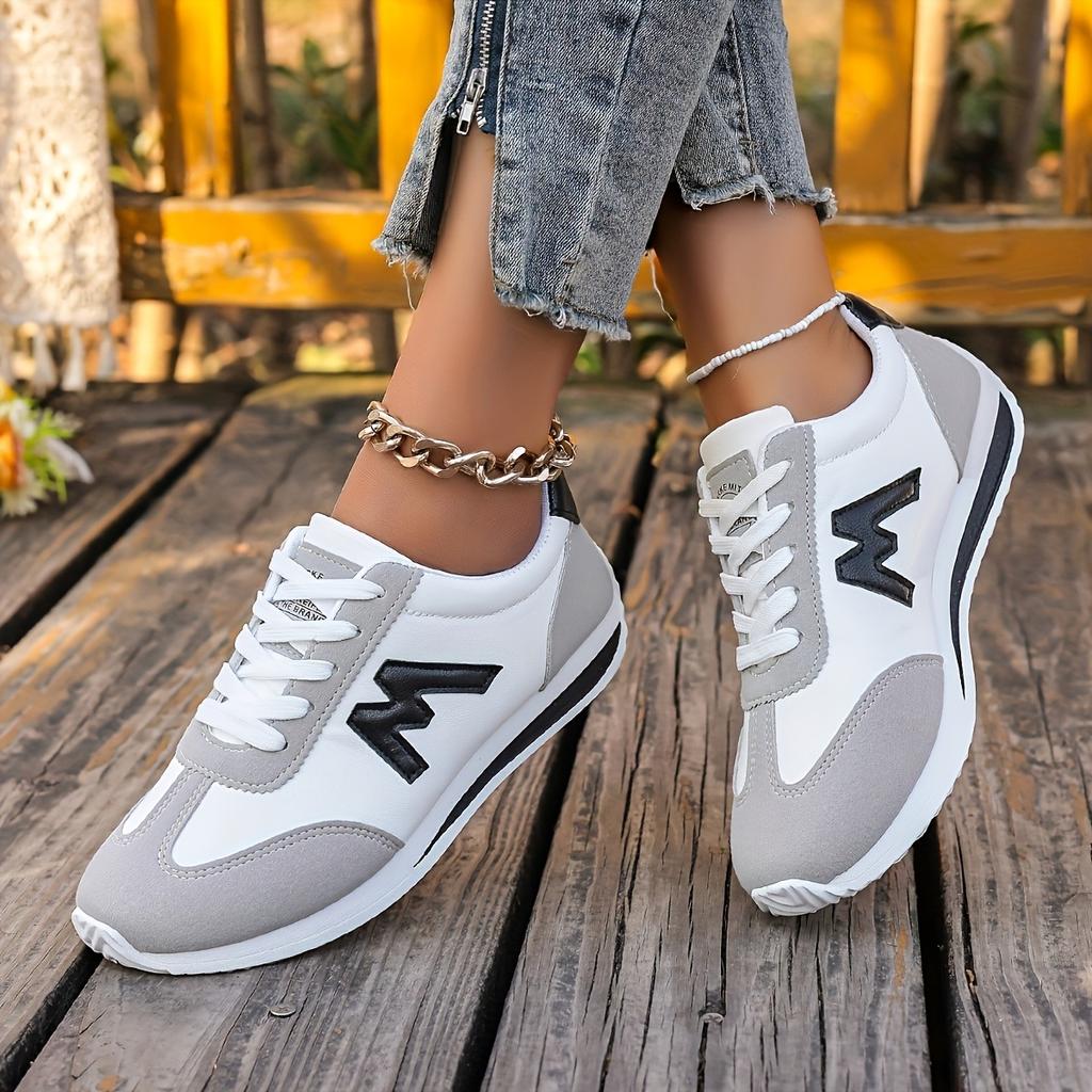 Women's Lightweight Casual Sports Shoes, EVA Sole Running Shoes, Lace Up, Low Cut Design, Suitable for All Seasons