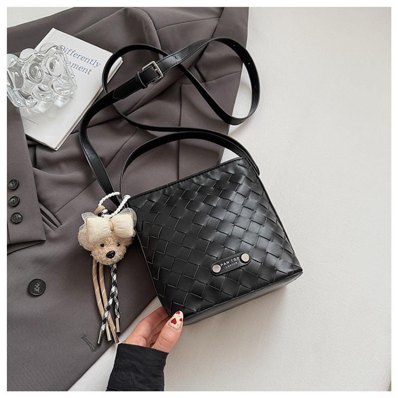 A Stylish and High-end Hand-held Small Bag, A Versatile Bucket Bag, and A Single-shoulder Crossbody Bag