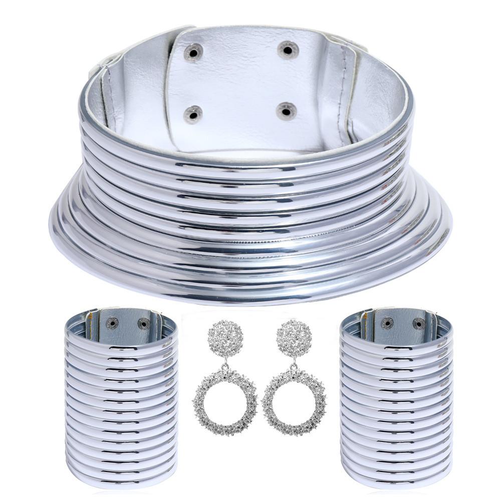 Ethnic Women Style Metal Necklace Bracelet And Earring Set For Outfit Festival