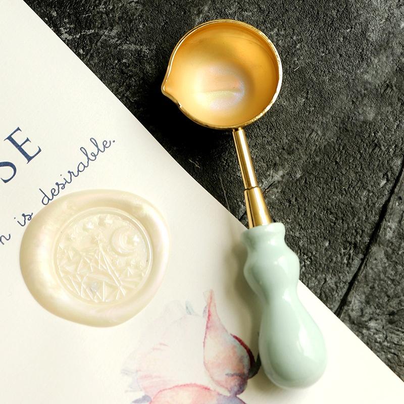 1Pc Wax Stamp Seal Spoon Retro Handle Sealing Wax Melting Spoon for Wax Sealing Decorative Wax Stamp Craft Gift