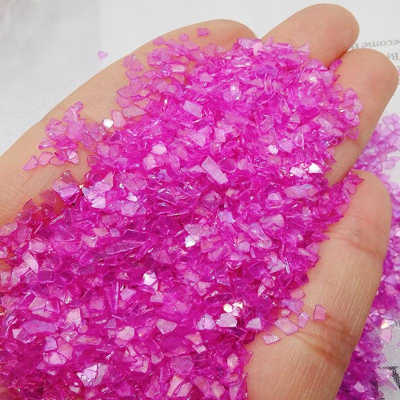 Ručně vyráběné duhové skleněné střepy pro šperky a zdobení nehtů