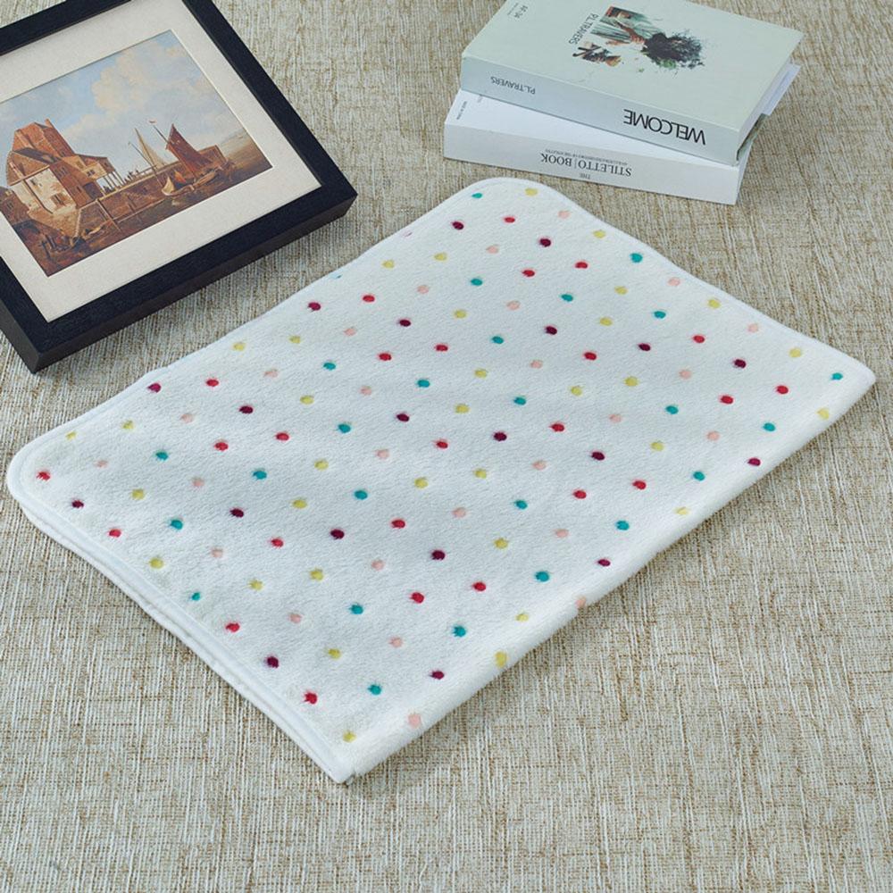 Pet Blanket Dog Puppy Blanket Paw Print Fleece Blanket for Small Medium Large Pet Dog Cat Warm Soft Sleep Mat Doggy Bed Blanket