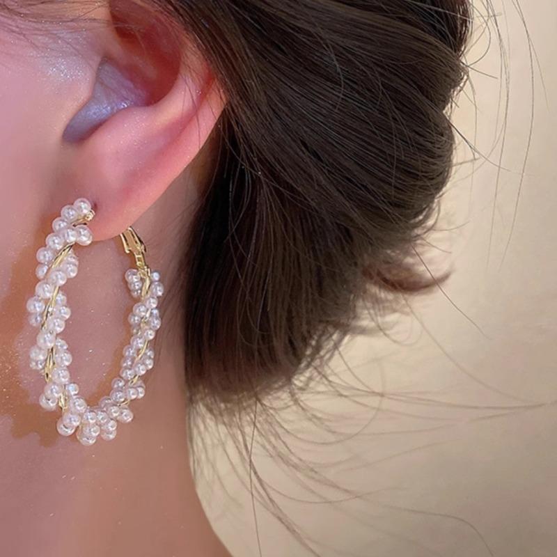 Women S925 Silver Needle Pearl Wrapped Circle Fashion Earrings Light Luxury Jewelry
