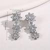 1 Pair of Silver-plated, Inlaid with Synthetic Zircon, Light Luxury Flowers, Versatile Simple Earrings.
