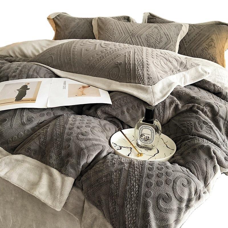 Maternal and Infant Class A Milk Fleece Bed Set of Four Pieces for Autumn and Winter Warm and Thick Coral Fleece Sleeping Naked with Fleece