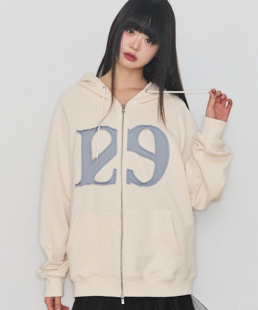 Illigo 129 Logo Patch Zip-Up Hoodie Cream