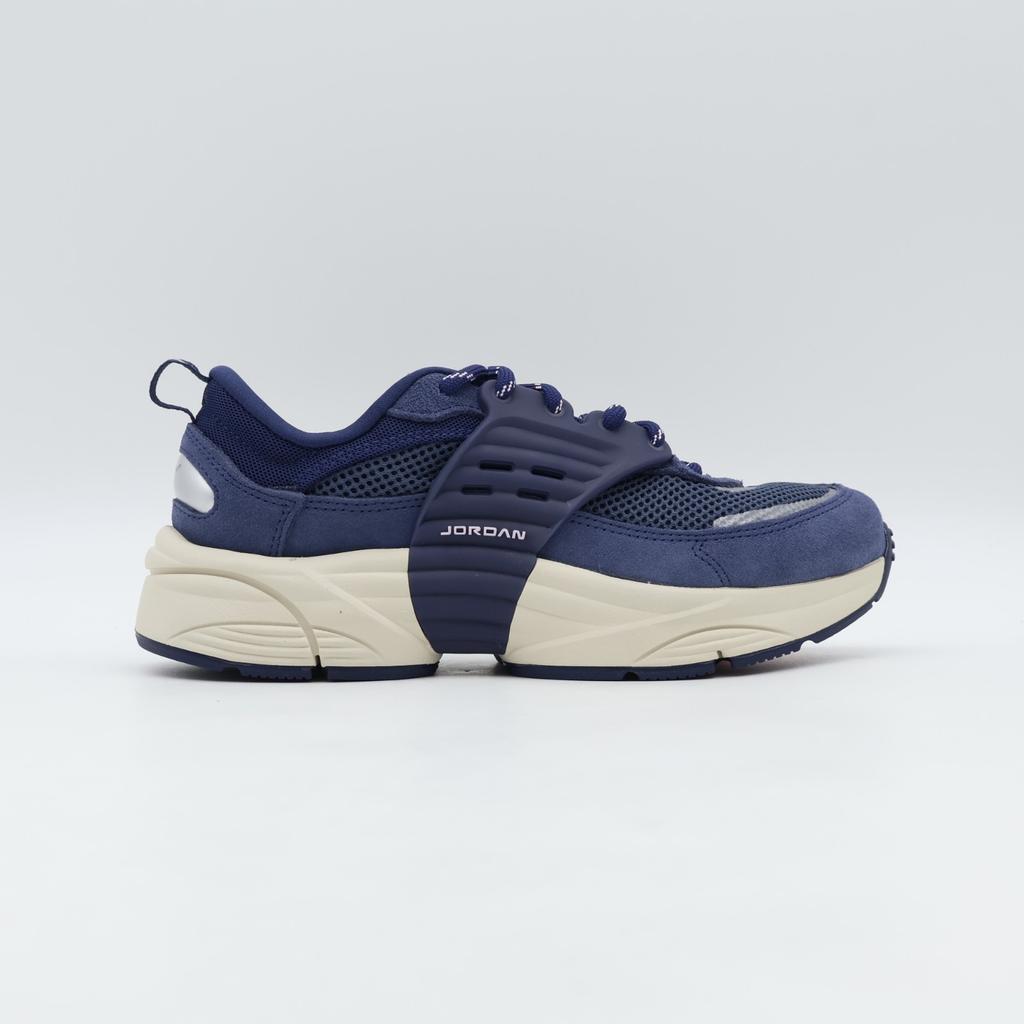 IB3722-400 Nike Jordan Trunner O/S Mitternachtsblau (Herren)