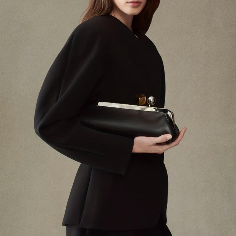 Ladies Fashion Contrast Clutch