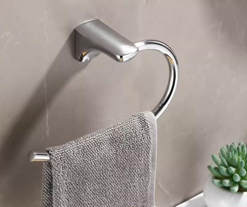 Tuqiu Gold Towel Hanger Wall Mounted Black Towel Rack Bathroom Brass Gray Towel Bar Rail Chrome Towel Holder