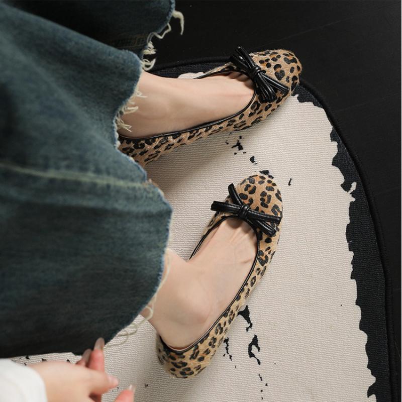 Fashion Fashion Round Toe Leopard Mary Jane Shoe Women Sweet Bow Kitten Heel Design Brand Pumps Elegant Banquet Dress Shoe Zapatos Mujer