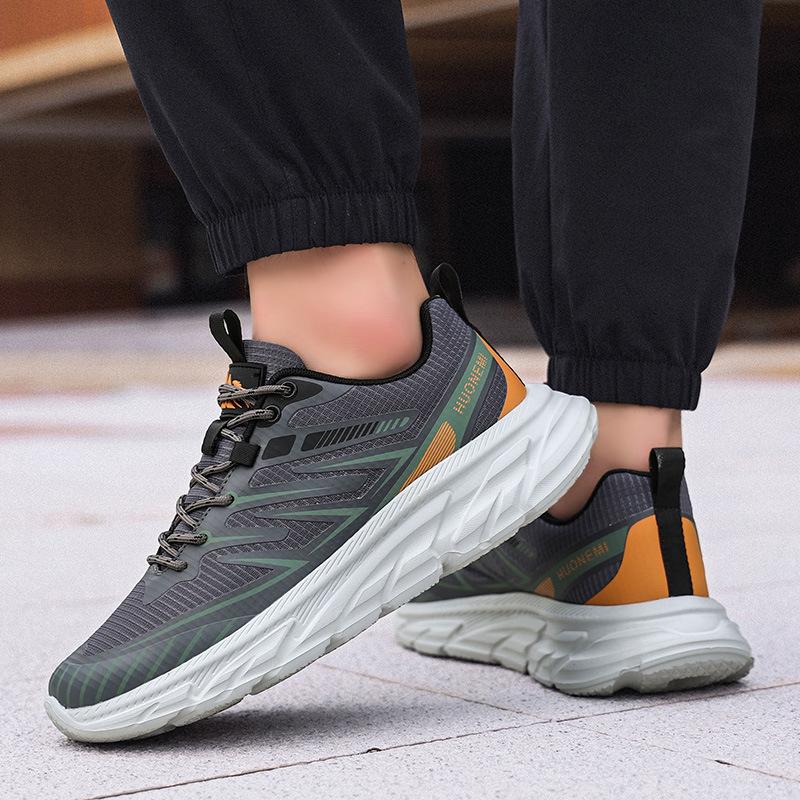 Platform Sneakers Classic Spring and Autumn New Lightweight Soft-soled Breathable Casual Running Shoes