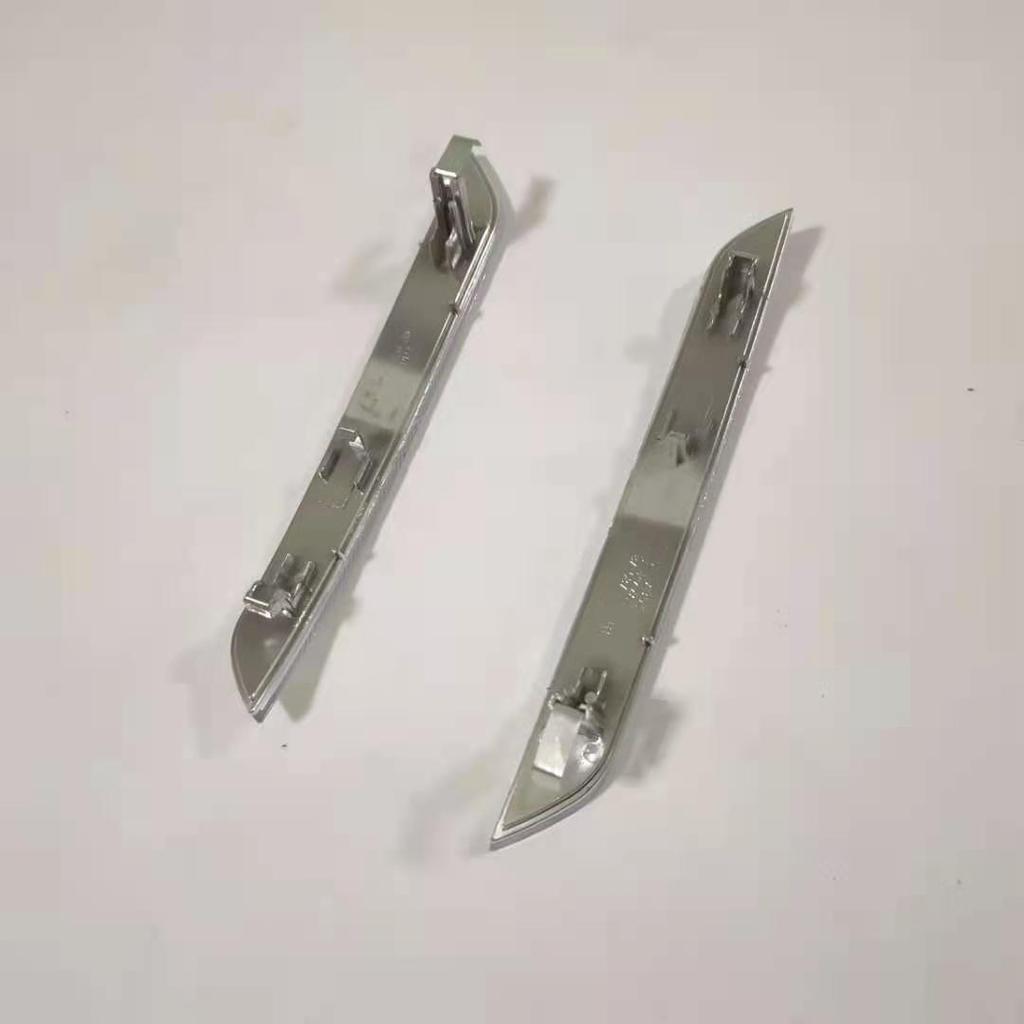 BMW X5/X6 White Reflector Side Marker Lights (Left & Right) 63147187087/63147187088