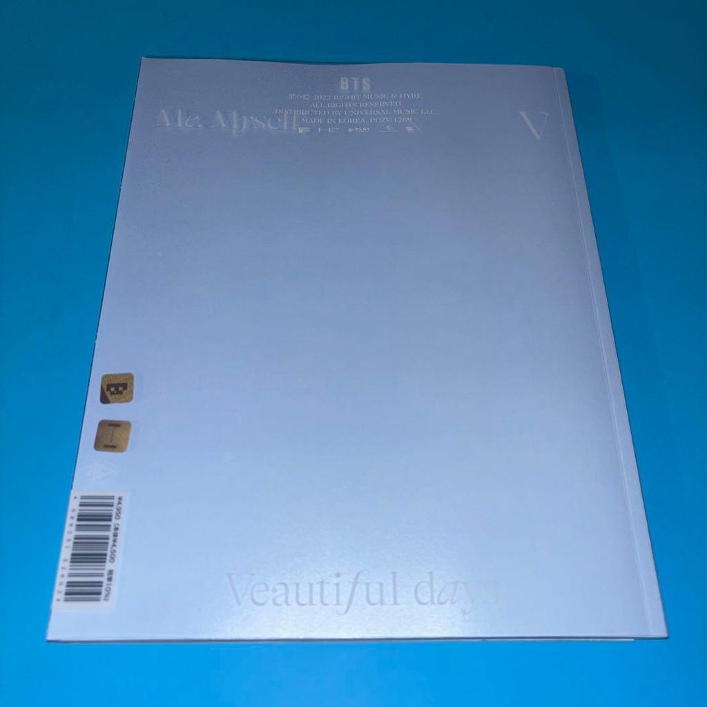 [USED] Trading card included! Me, Myself BTS V Tae Photobook