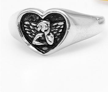 Vintage Punk Gothic Heart Ring Stainless Steel Jewelry for Women Men Unisex Fashion Accessory