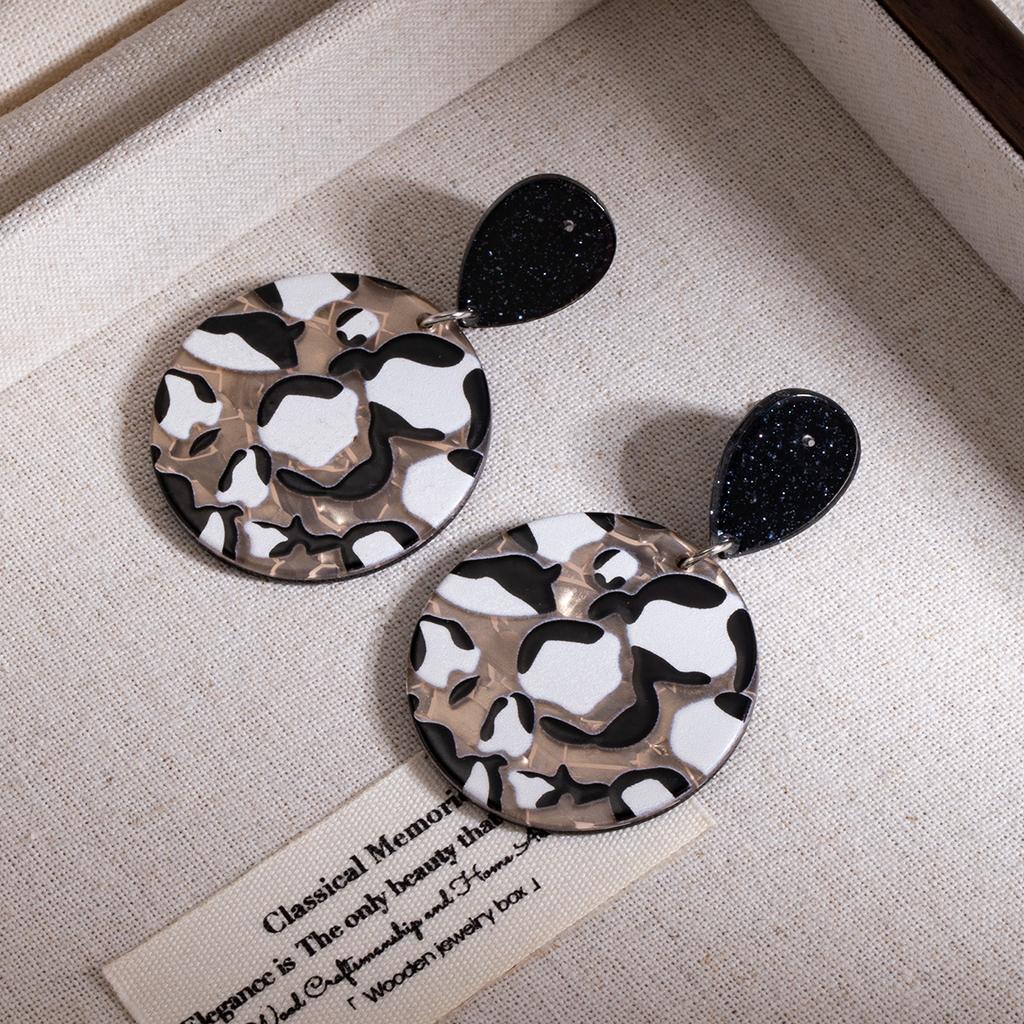 Leopard Print Round Brown Printed Acrylic Earrings, Autumn And Winter Creative Design Sense Fashion Temperament Earrings Women