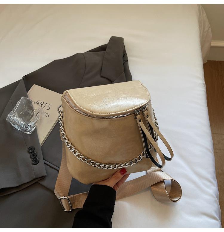 Korean Version Niche Design Saddle Bag Women's 2025 New Fashion Chain Messenger Bag Casual Sports Style Shoulder Bag Tide