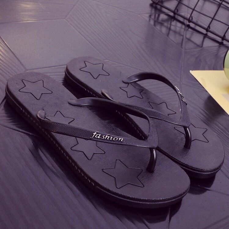 Fashion Flip-flops Female Students Korean Version Outer Wear Fashion Flat Bottom Non-slip Splint Sandals Clip-on Beach Slippers Sandals