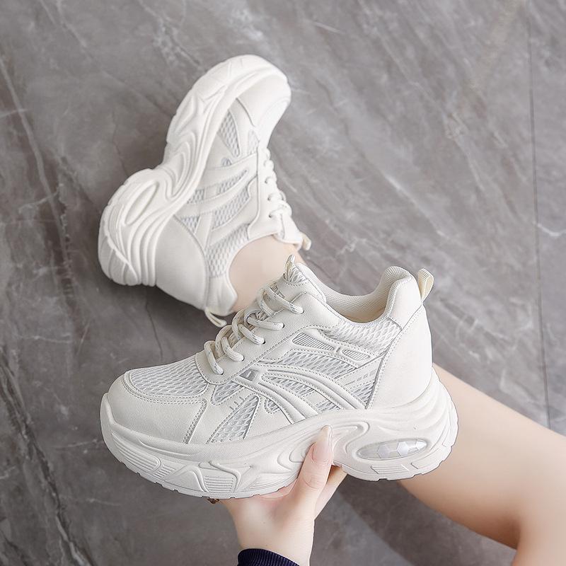2025 Summer New Leather Inner Height Increase Dad Shoes Women's Outdoor Casual Versatile Platform Sports Shoes Women's