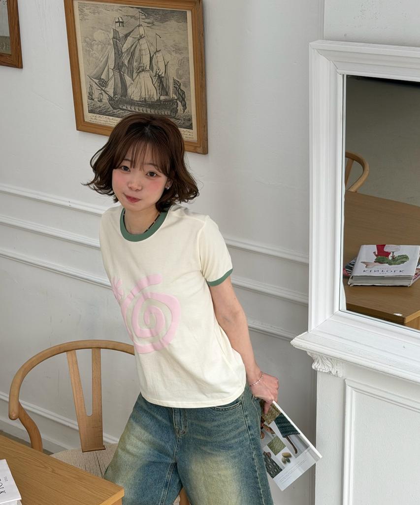 AMOU Molly Ringer T-Shirts Ivory