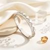 Exquisite four-leaf clover studded bracelet, light luxury titanium steel wristband, high-end versatile accessory for daily commuting and stylish wear