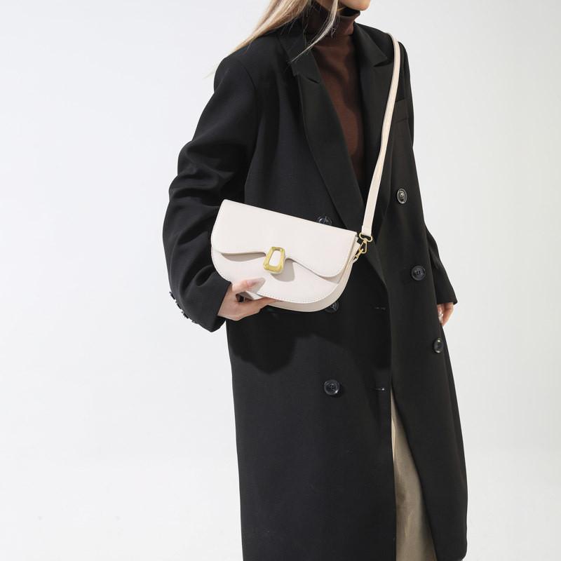 Stylish Winter Women's Saddle Bag Fashionable Crossbody Purse In Black Beige Pink Khaki