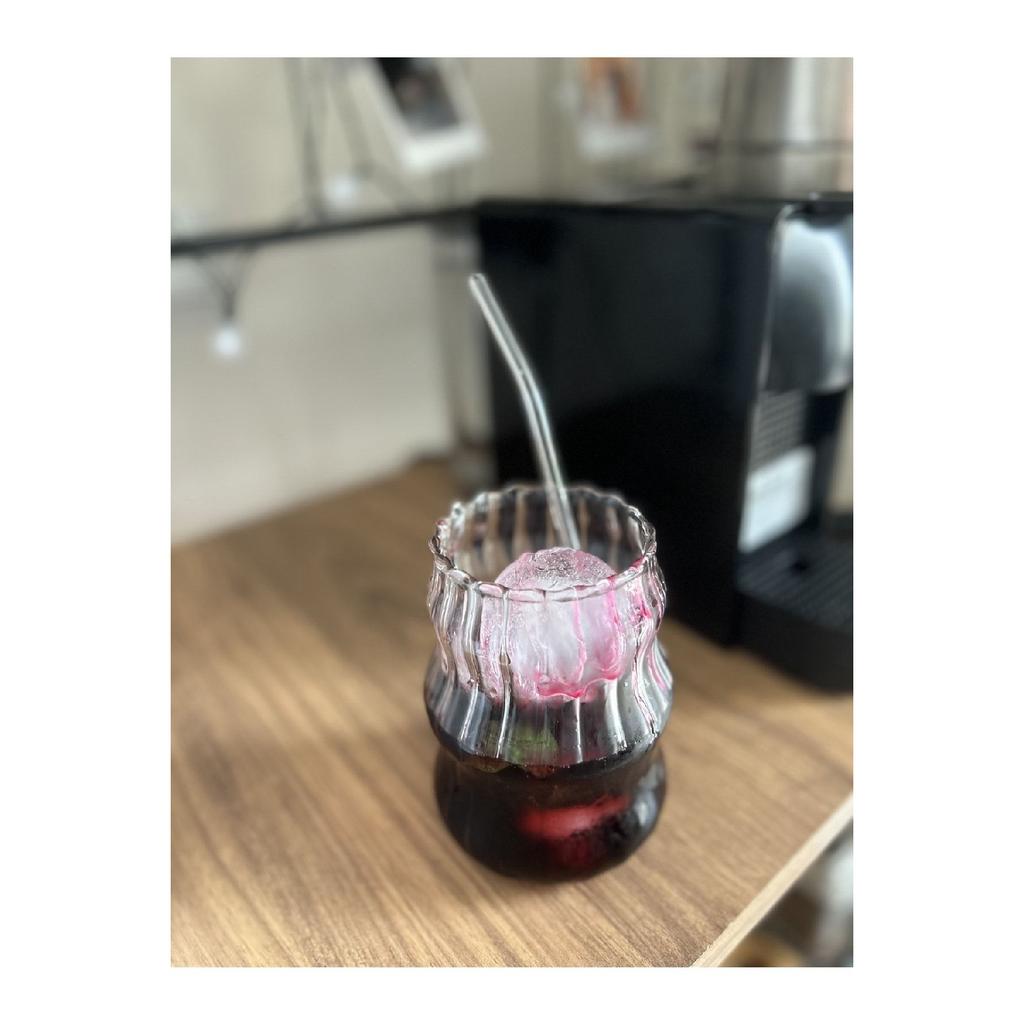 Heat Resistant Borosilicate Layered Long Twist Shaped Glass | Coffee And Presentation Cup - 1 Piece