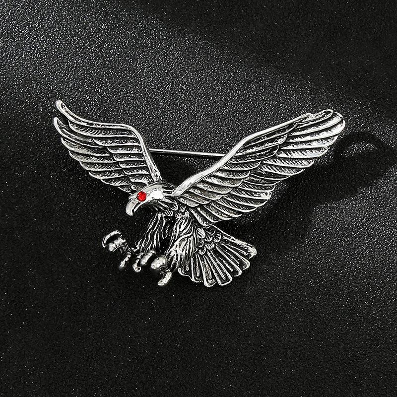 "Luxus-Anzugbrosche für Herren: Kronen-Löwe-, Adler- und Hirschkopf-Design"