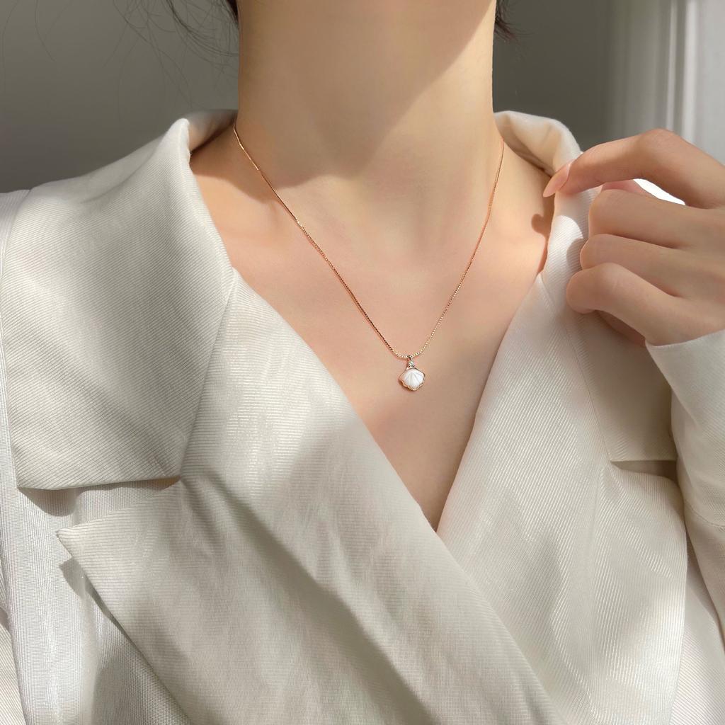 One Beizi Necklace, New Year, Women's Simple and Cool Style, Niche Design, Collarbone Chain