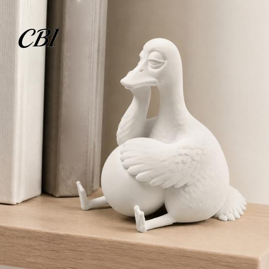 Healing Office Decorations Daydreaming Duck Figurine, Minimalist Holding An Egg Sculpture, Resin Matte Statues Animal Statue, Creative Desktop