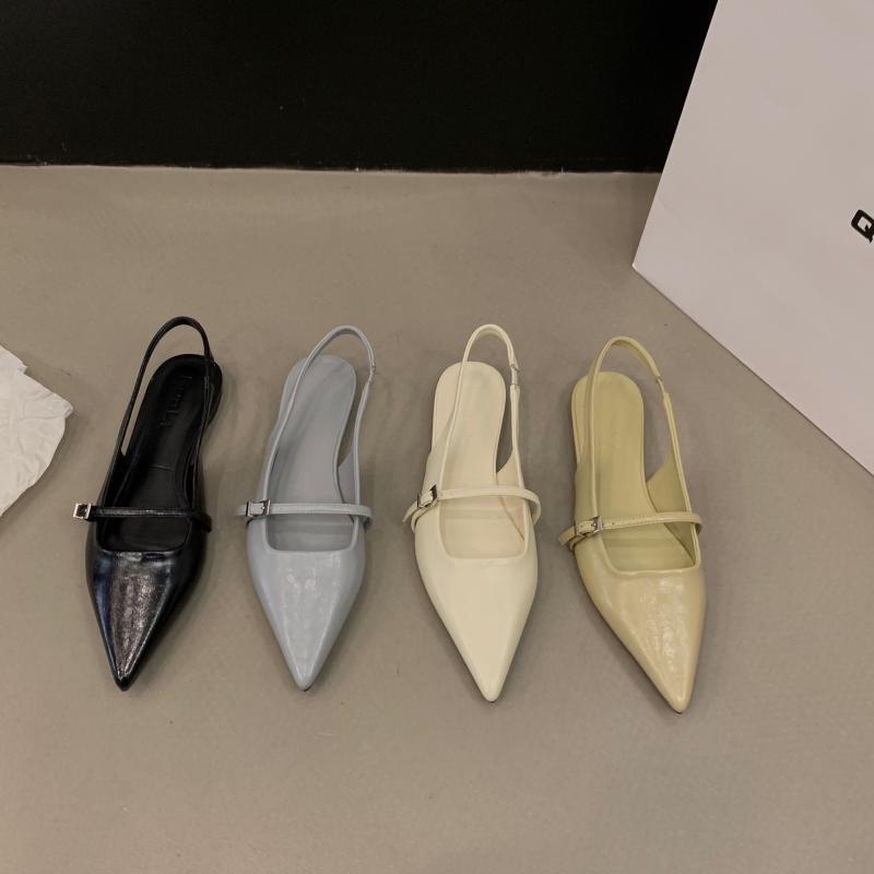 Flat Bottom Versatile Not Tired Foot Bag Head Sandals Fairy Shoes 2025 New Spring and Summer Pointed Temperament Niche Single Shoes