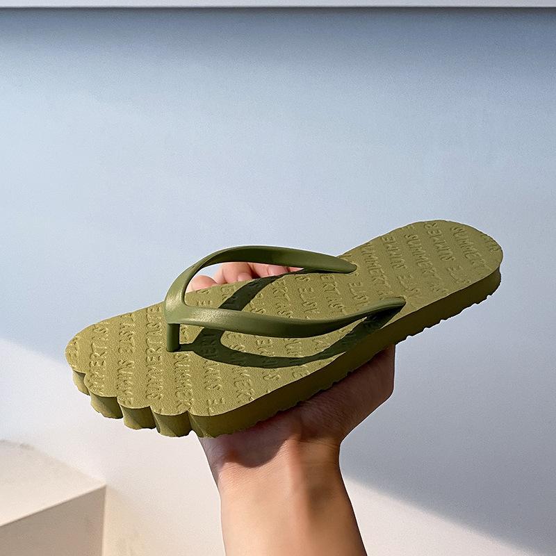 Flip-flops women's summer new non-slip outdoor wear solid color pinched feet seaside beach couple men's cool slippers