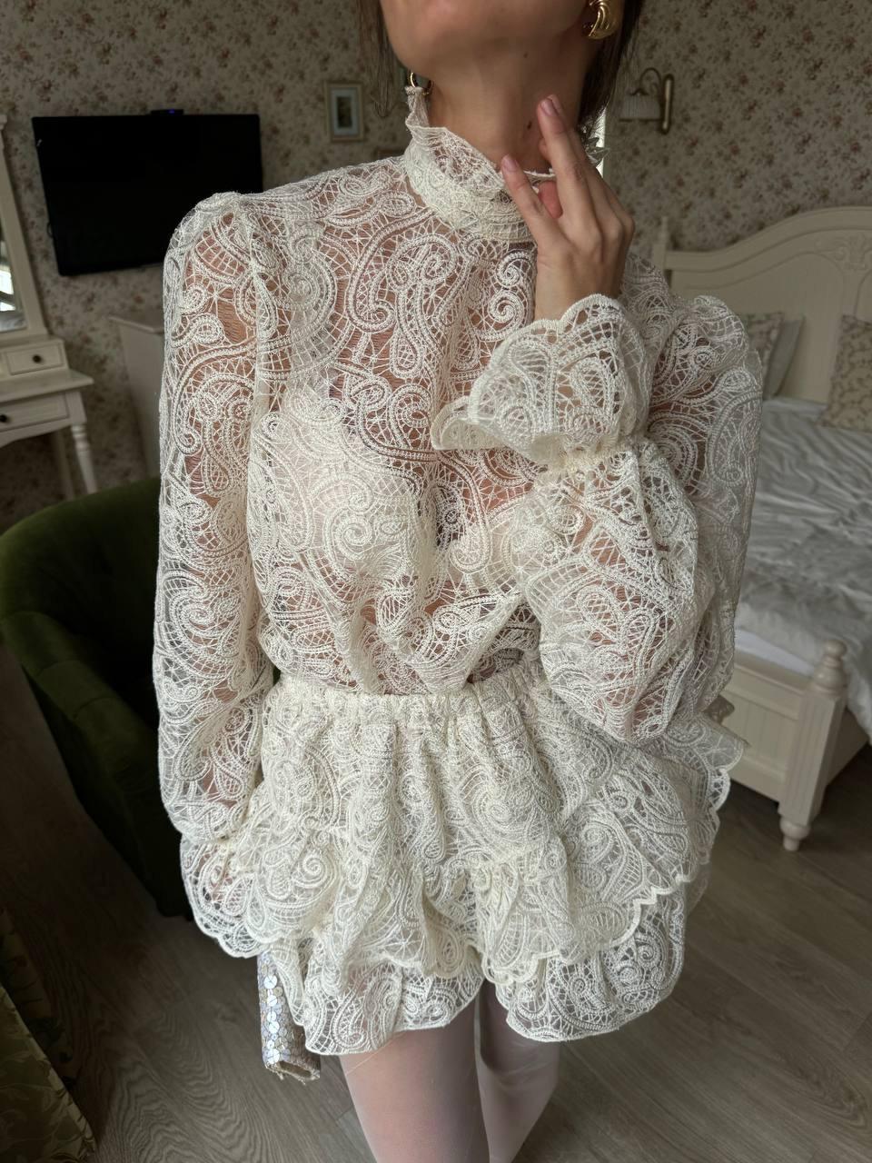 

Кружевной двухпредметный комплект юбка и брюки с высоким воротником и рукавами-фонариками для женщин, европейский размер XL белый