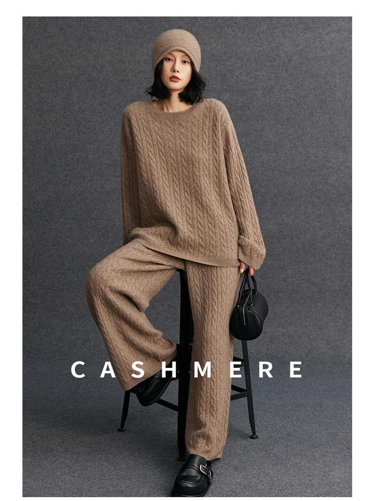 Women's Cashmere Cable Knit Round Neck Loose Sweater - Versatile, Simple, Autumn Winter Style