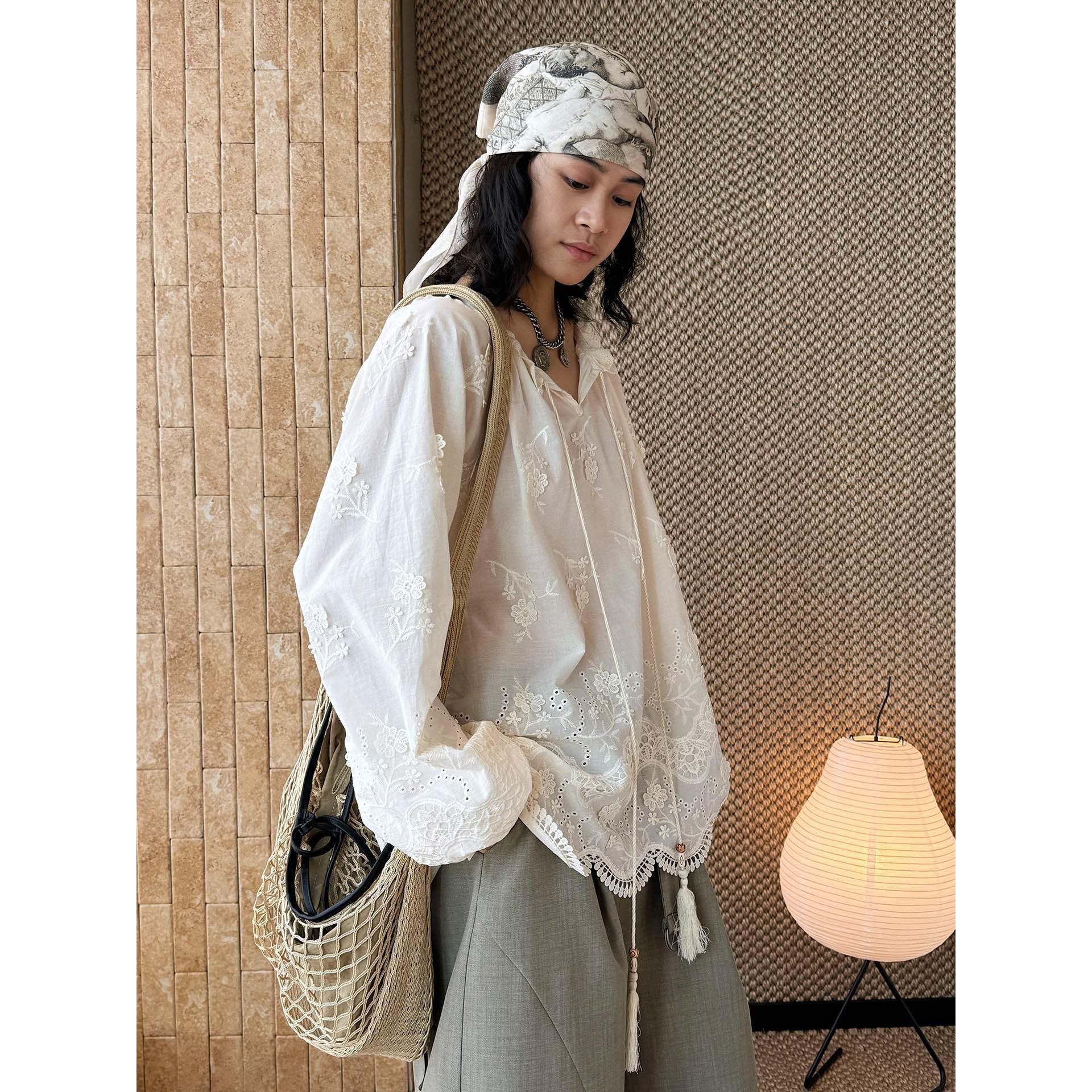 

Louvre Spring French Bohemian Lace Collar Tassel Beaded Tie-Up Women s Top One Size абрикосовый