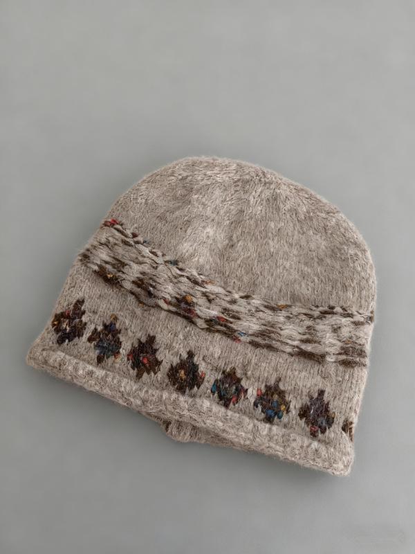 

Japanese Fair Isle Women s Knitted Wool Hat - Warm, Versatile, Ear-Protecting Winter Beanie. One Size