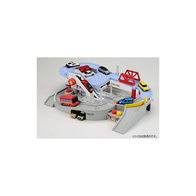 TAKARA TOMY Tomica World: Let's Run with Tomica! Guruguru Bus Town