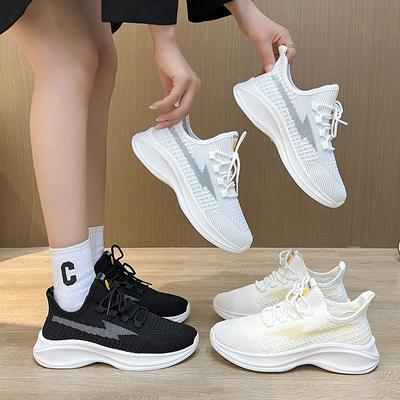 Fliegende gewebte Damenschuhe Sommer neue Studenten Sportschuhe atmungsaktive Laufschuhe vielseitige flache Freizeitschuhe