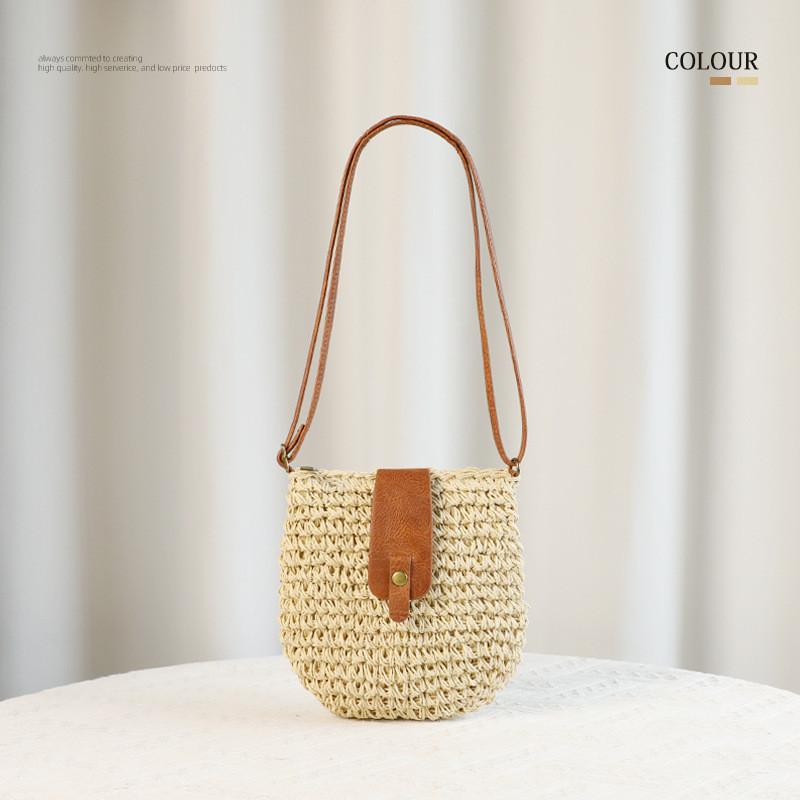 Simple Color Blocked Women Casual One Shoulder Grass Woven Bag For Daily Use And Beach Outings