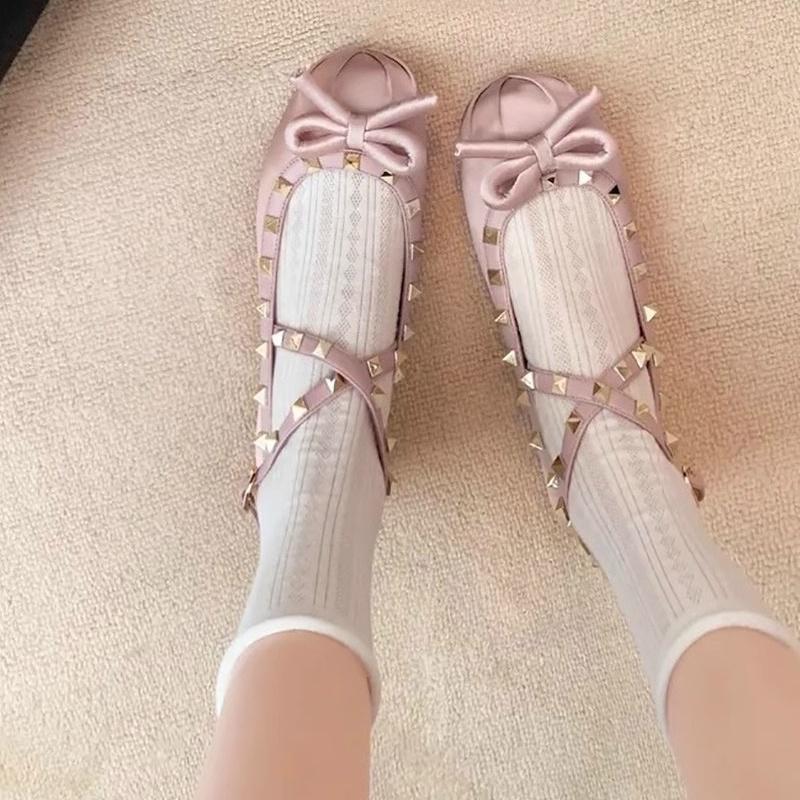 Fashion Ladies Flat Shoes 2025 Summer Fashion Rivets Casual Women Ballet Flats Bow Soft Soled Slip On Flats Ankle Strap Women Shoes