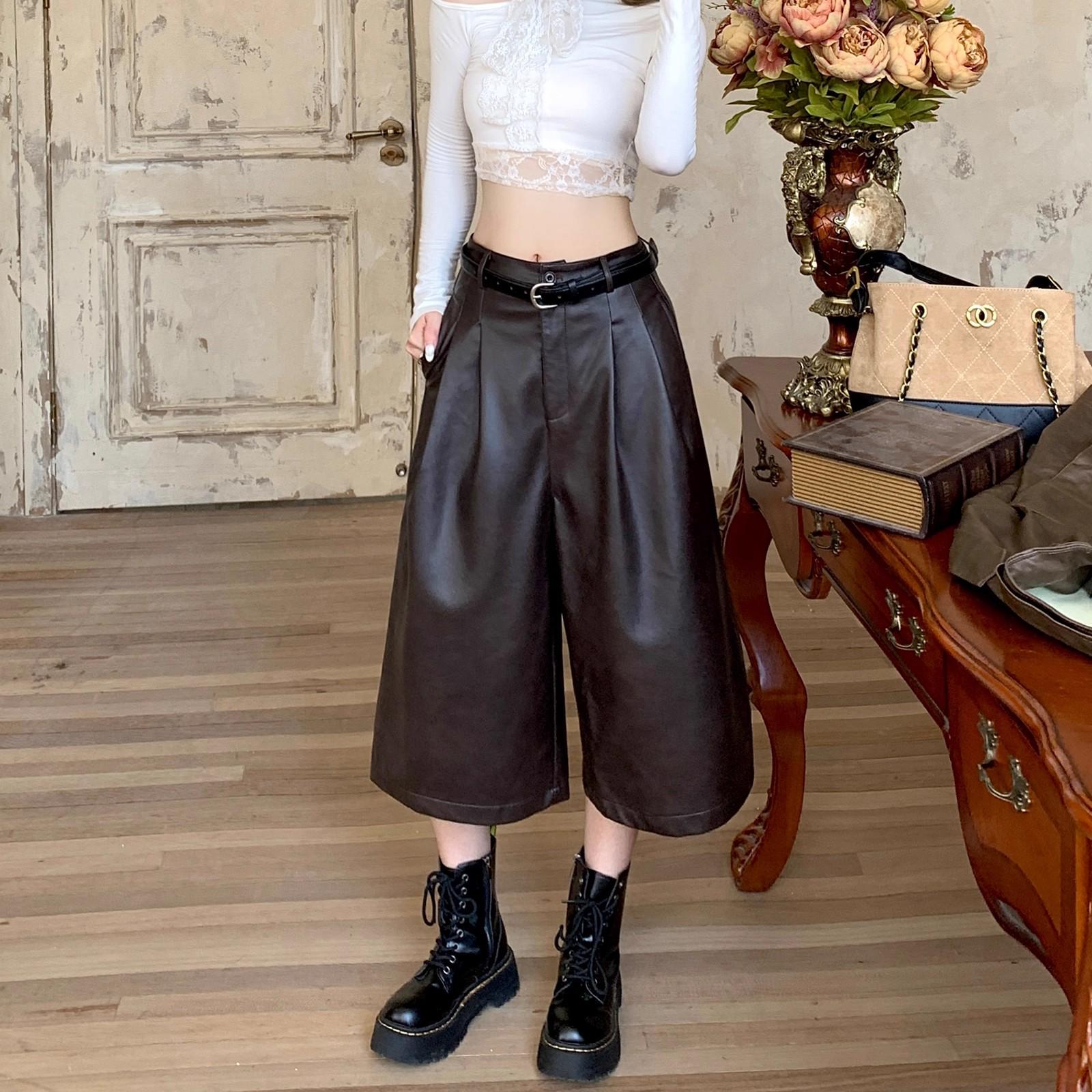 

Slim Fit High-Waisted PU Leather Retro Bootcut Pants for Petite Women XL