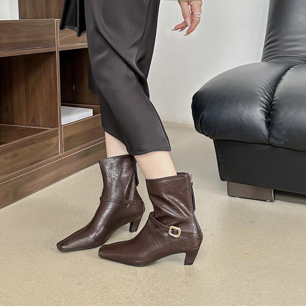 2025 autumn and winter new models, European and American style square head belt buckle kitten and temperament short boots thick heel Martin boots