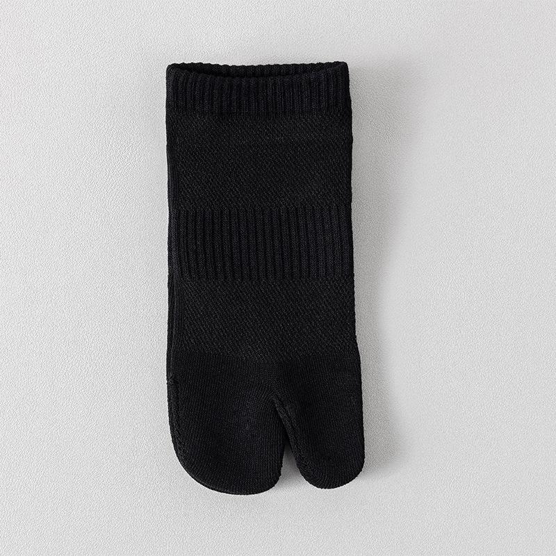 

Короткие носки с двумя пальцами для мужчин, весна и лето, тонкие хлопковые носки, бесшовная сетка, влагоотводящие и не сползающие, носки с низким верхом и разделением большого пальца 1 pair чёрный