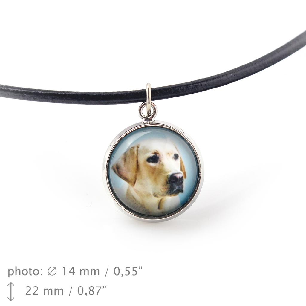 Labrador Retriever I – Necklace in a box, elegant decoration | Art-Dog