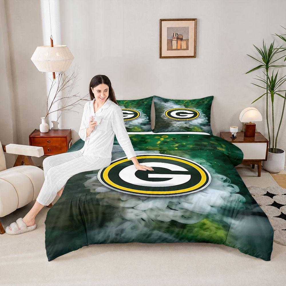 Retro Green Bay Packers Team Logo Green Duvet Cover with Pillowcases, Cooling Duvet Cover for Warm Nights, Classic Bedding Set for Guest Room