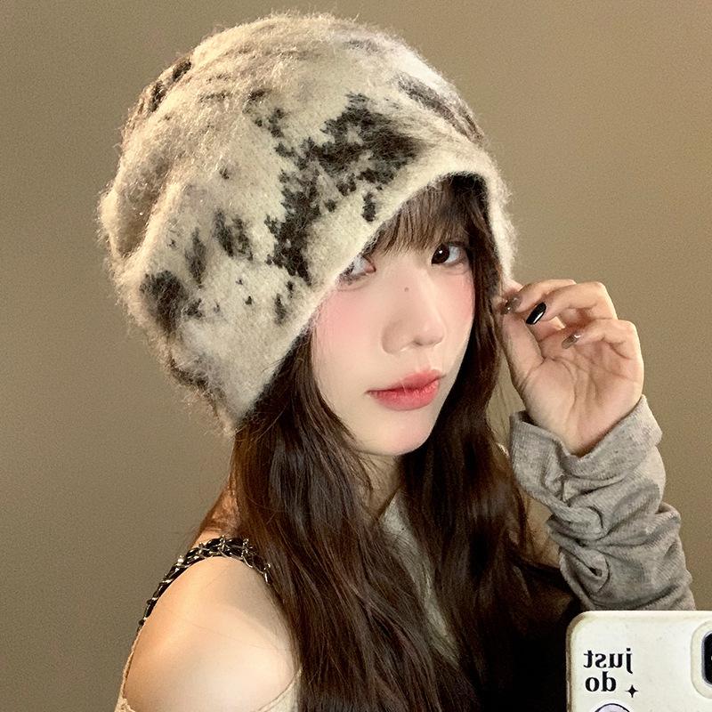 Autumn and Winter New Temperament Stacking Hat Wool Knitted Big Head Circumference Cold and Warm Ear Protection Confinement Pullover Hat