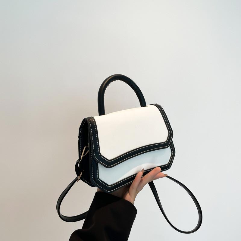 Fashionable Medium Sized Square Handbag For Women With Stylish Pu Material