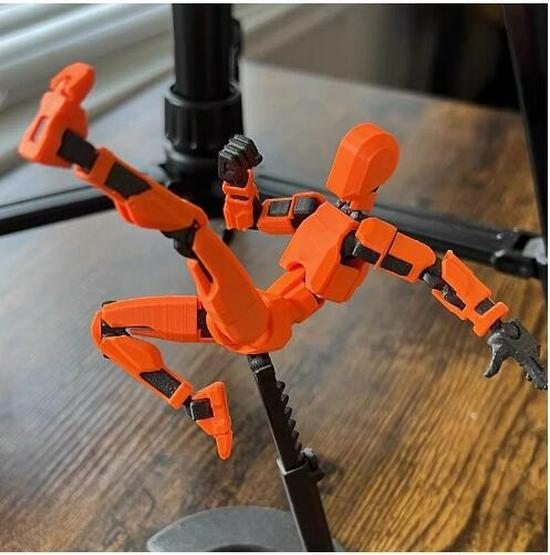 13-Joint Articulated 3D Printed Lucky 13 Robot Doll