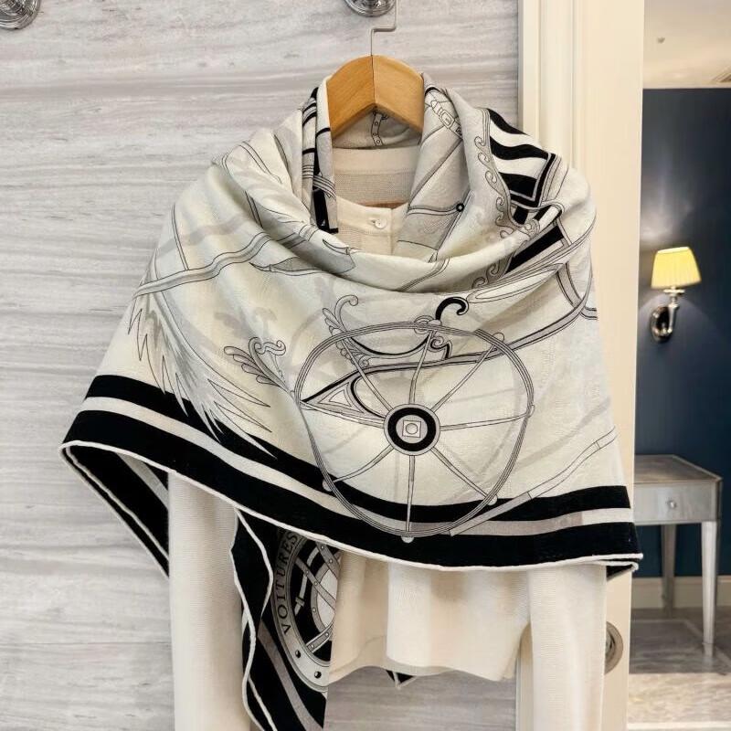 NINA SOLOR Silk Wool Square Scarf