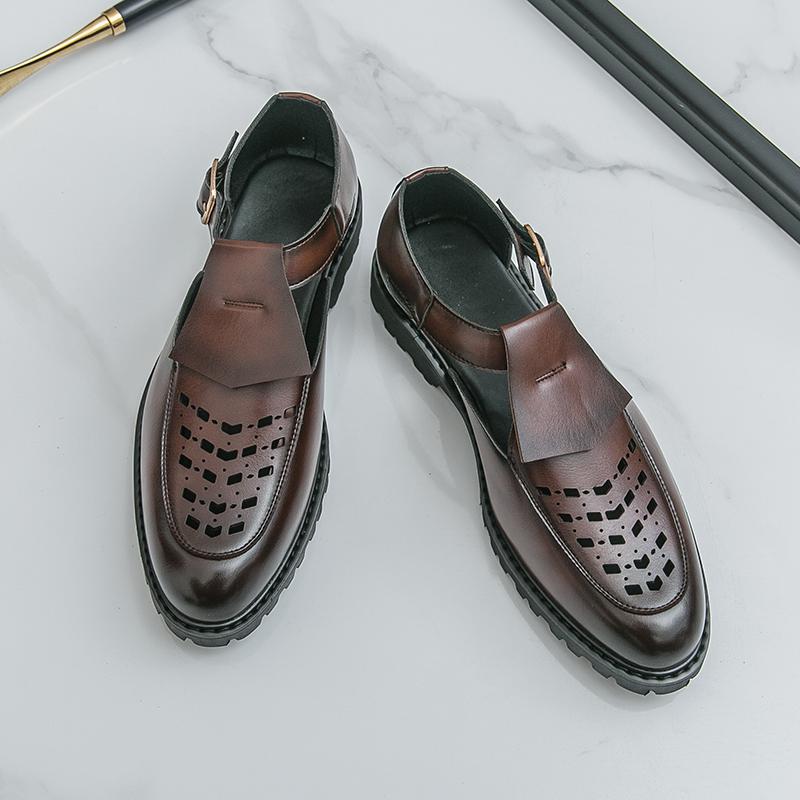 Summer Fashion New Men's Gladiators Hollow Out Belt Buckle Patent Leather Casual Shoes Breathable Beach Sandals Outdoor Slippers