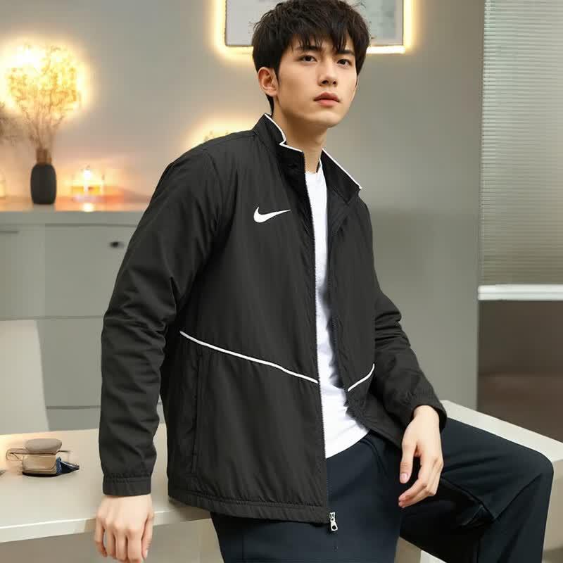 Nike Men s Woven Stand-Up Collar Jacket XL